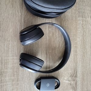 Beats Solo3 headphones